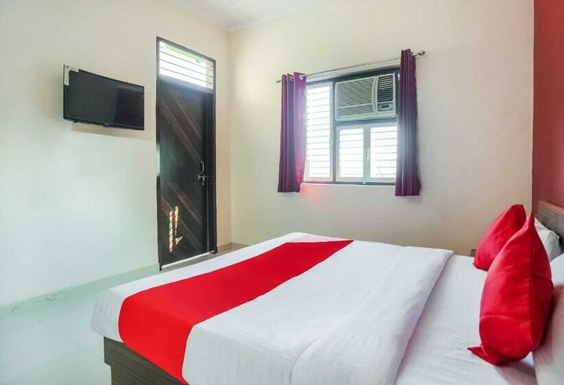 Hotel Flagship Dezire Residency