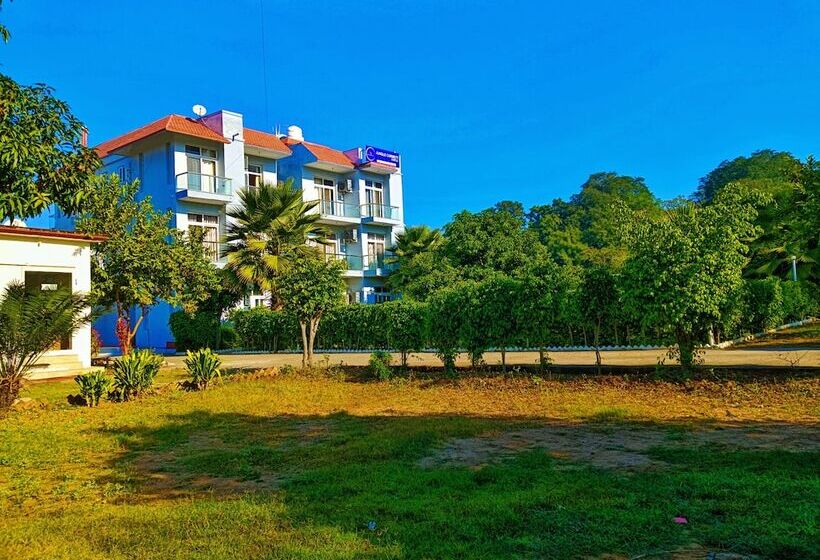 Отель Jungle Corbett Castle