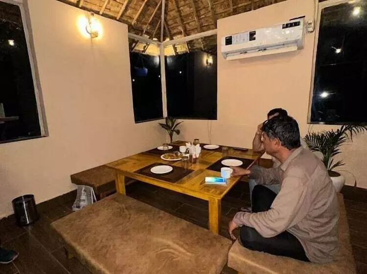 Hotelli Jungle Corbett Castle