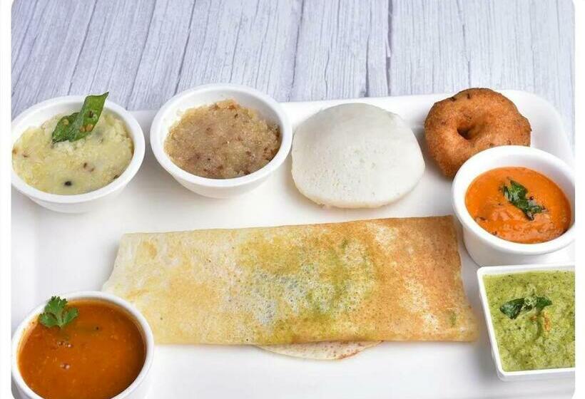 호텔 Keerthis Royal Suites Kempegowda International Airport