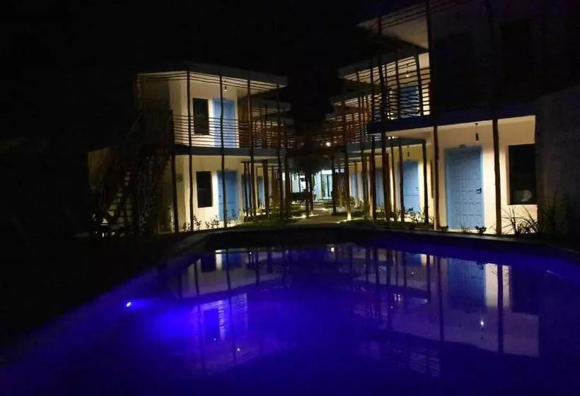 Hotelli Luna Azul By Uvas