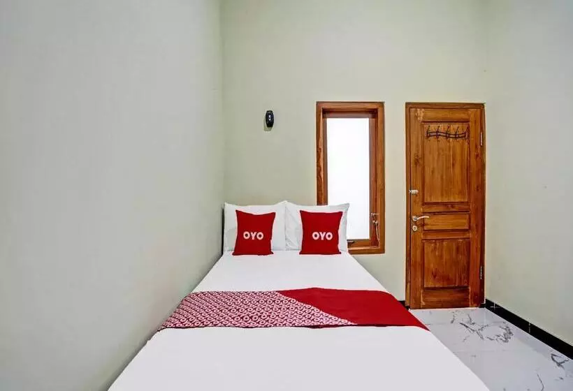 هتل Oyo 92043 Kost Barokah Syariah Madiun