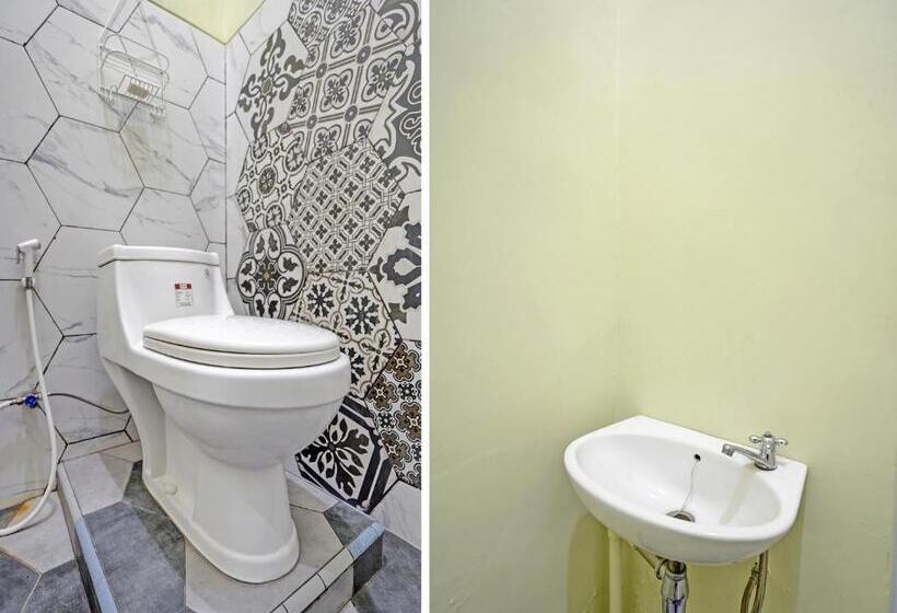 Otel Oyo 92043 Kost Barokah Syariah Madiun