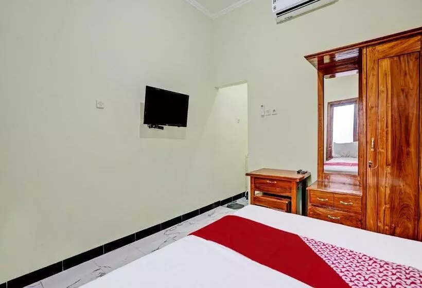 هتل Oyo 92043 Kost Barokah Syariah Madiun