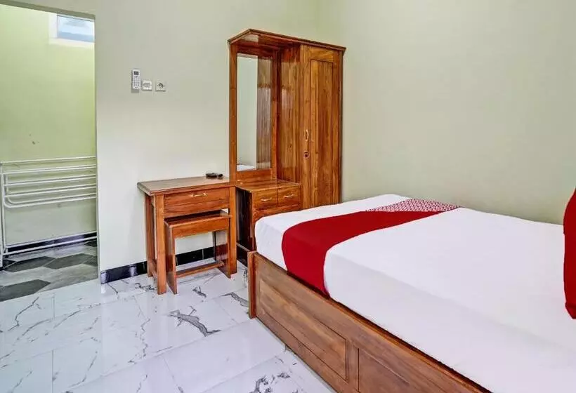 هتل Oyo 92043 Kost Barokah Syariah Madiun
