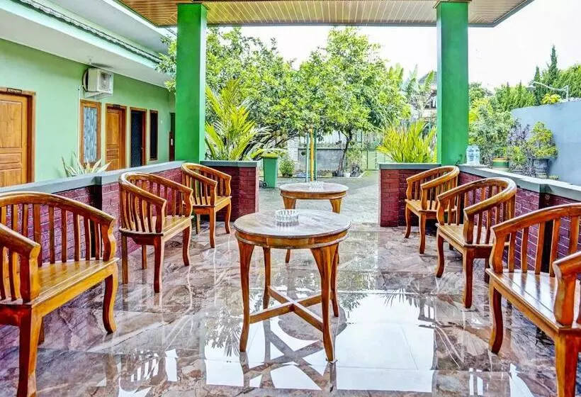 هتل Oyo 92043 Kost Barokah Syariah Madiun