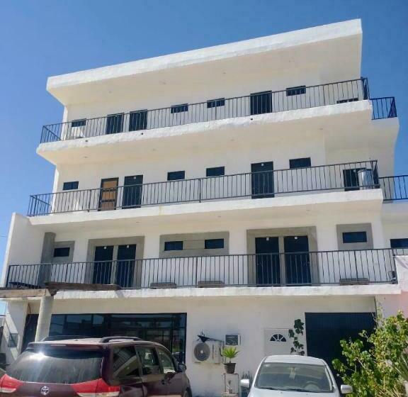 فندق Oyo Suites Aeropuerto