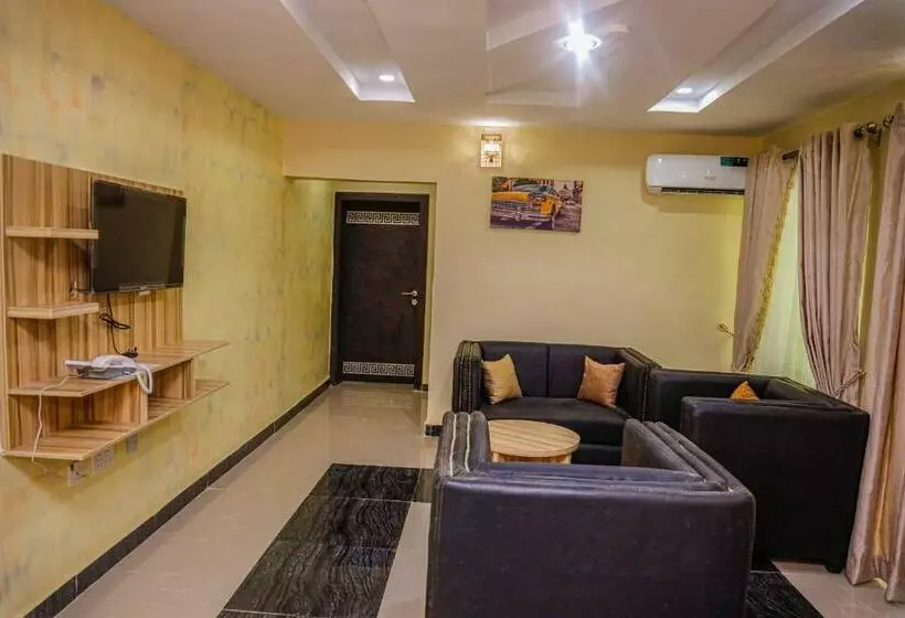 Prinaj Hotel & Resort