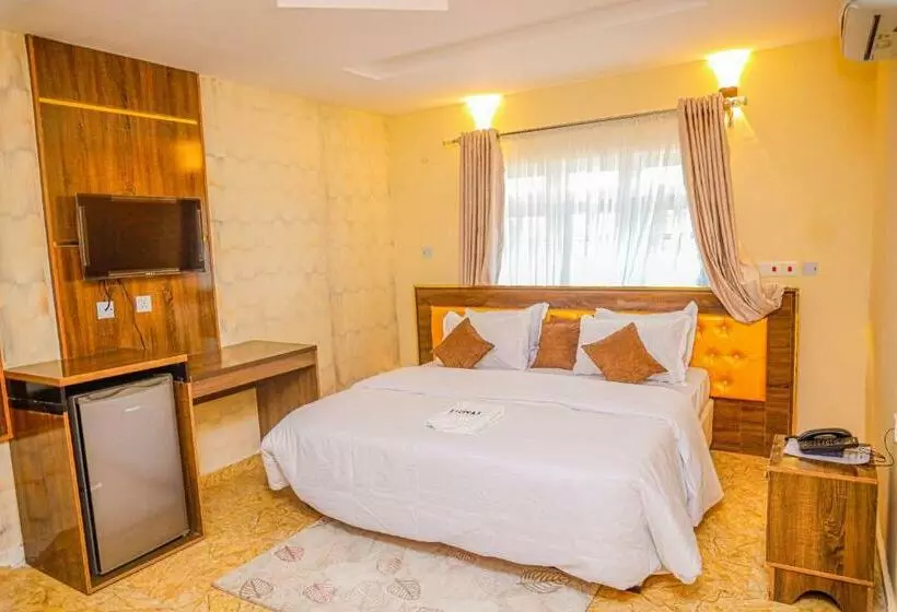 Prinaj Hotel & Resort