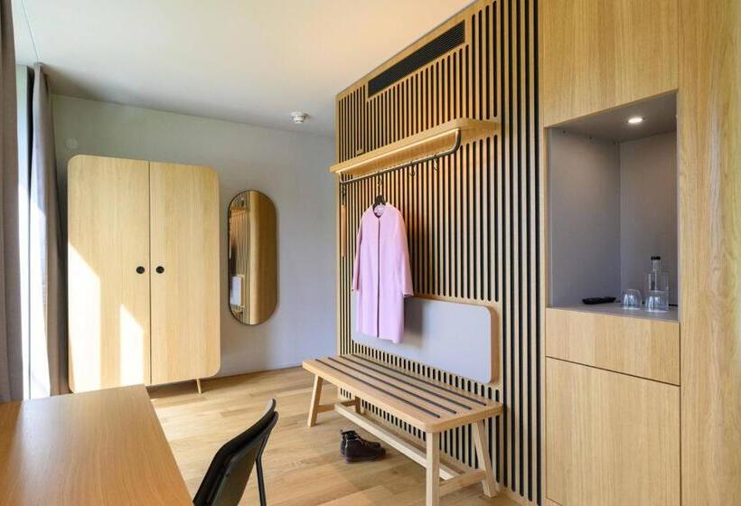 בית מלון כפרי Stoos Lodge