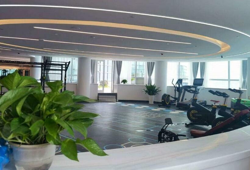 Отель Wyndham Grand Plaza Royale Yujia Anhua