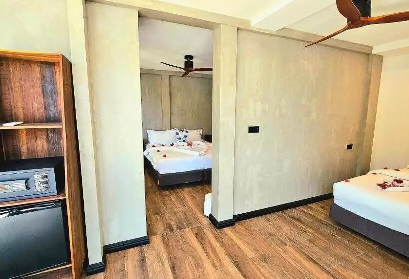 پانسیون Dhigurah Cottage