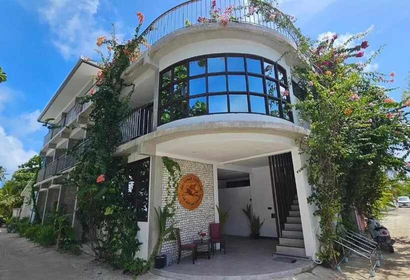 پانسیون Dhigurah Cottage