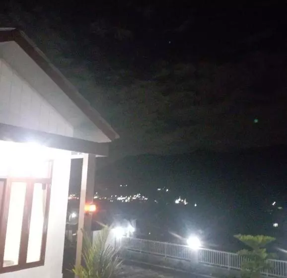 Pension Villa Madinna Dieng