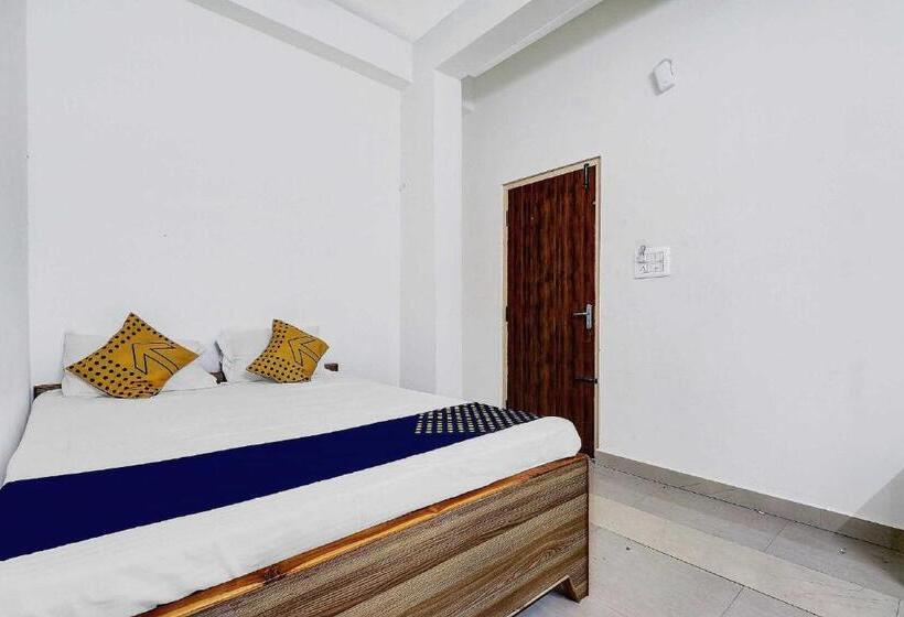 Spot On Hotel Slv Boarding & Lodging