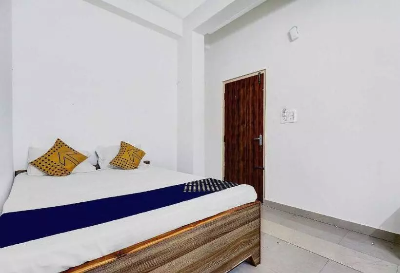 Spot On Hotel Slv Boarding & Lodging