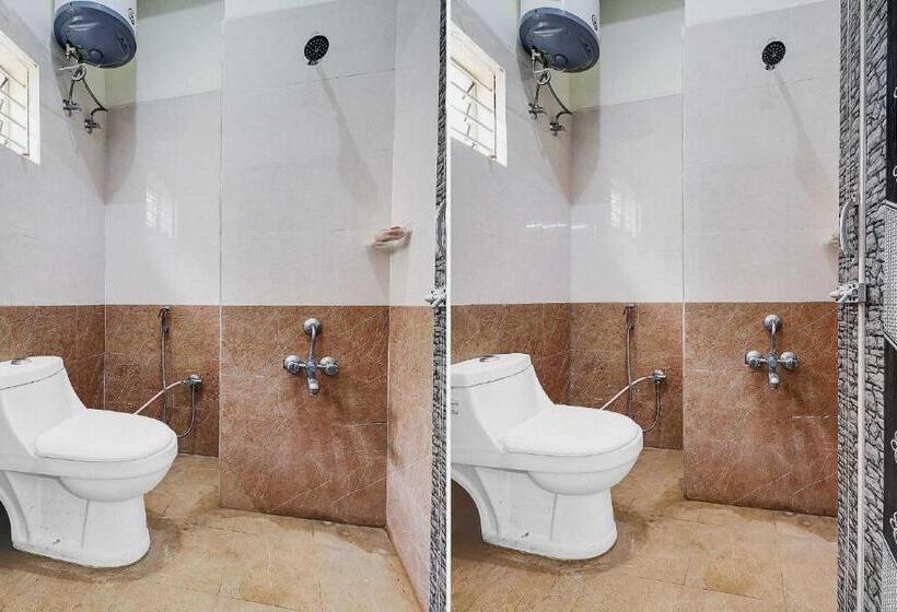 Spot On Hotel Slv Boarding & Lodging