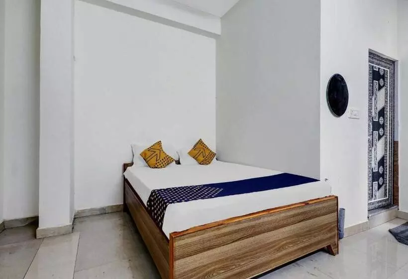 Spot On Hotel Slv Boarding & Lodging