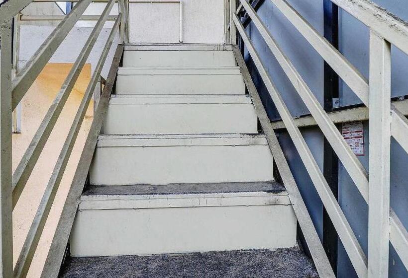 Spot On Hotel Slv Boarding & Lodging