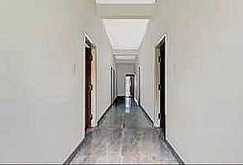 Spot On Hotel Slv Boarding & Lodging