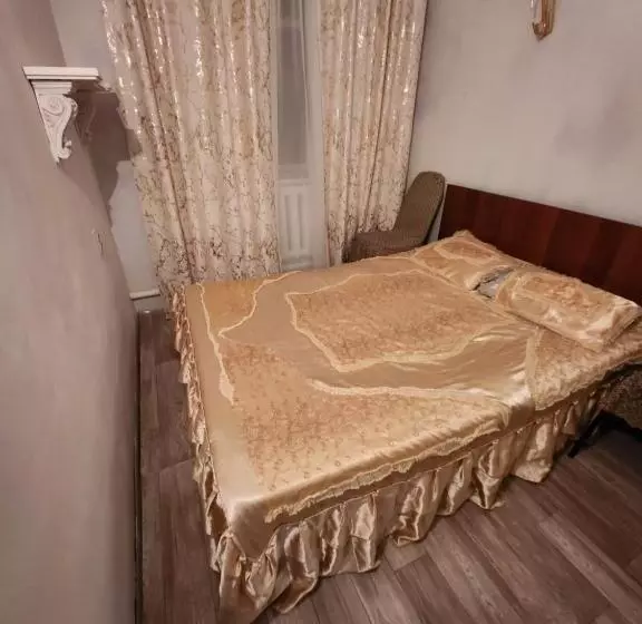 هاستل оазис