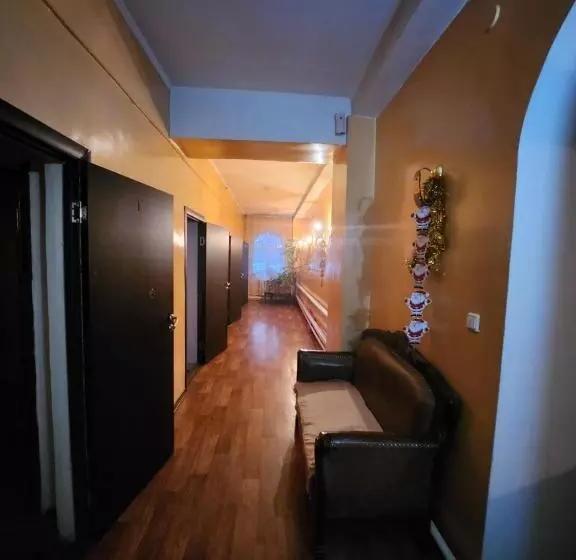 هاستل оазис