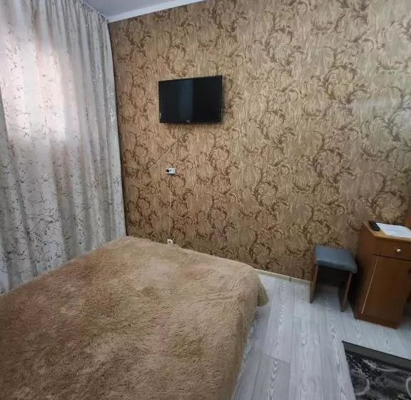 هاستل оазис