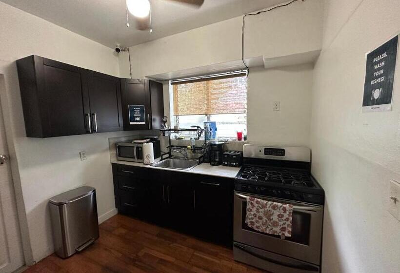 هاستل Oqp Vacations Edgewater