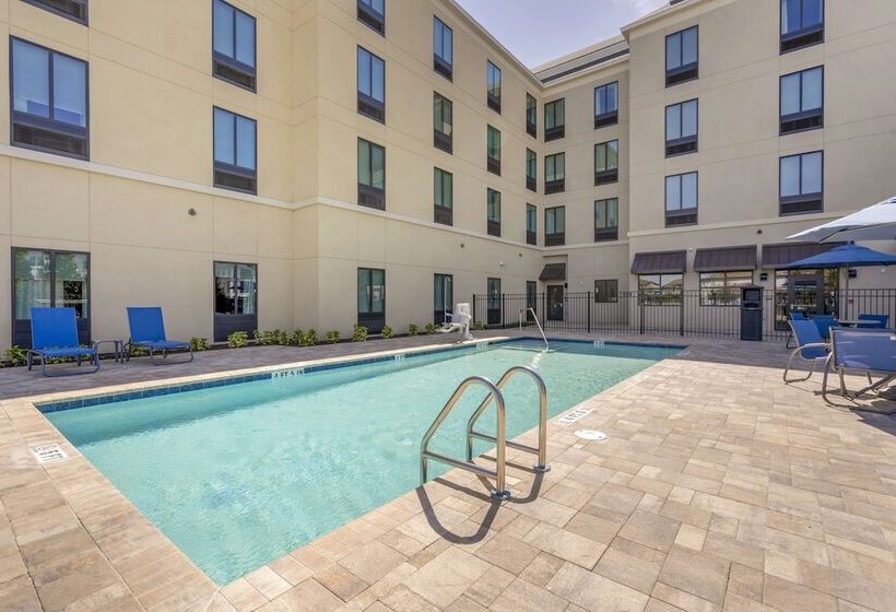 هتل Pestana Orlando Suites Lake Buena Vista