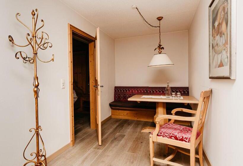 בית מלון כפרי Hohenfels