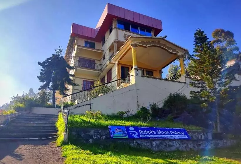 هتل Rahul Stone Palace