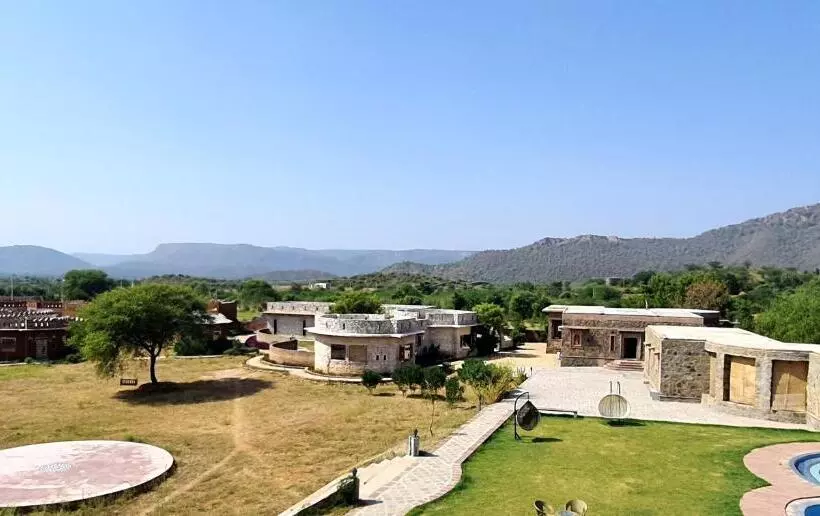 ホテル Sariska Kasba A Village Resort
