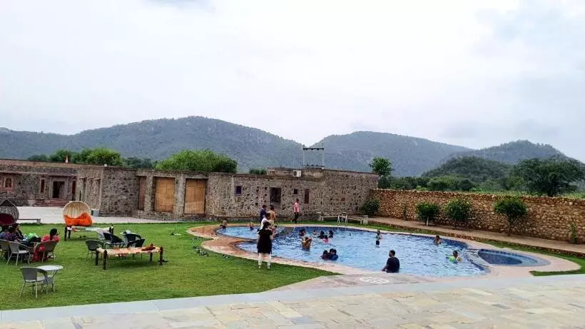 ホテル Sariska Kasba A Village Resort