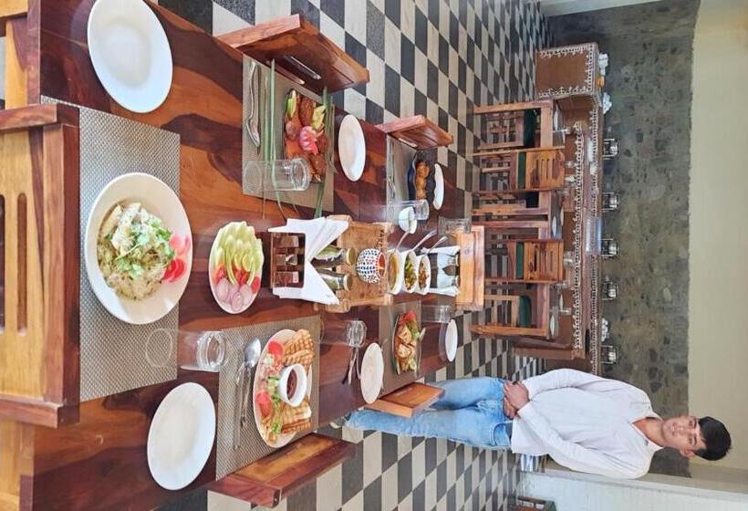 فندق Sariska Kasba A Village Resort