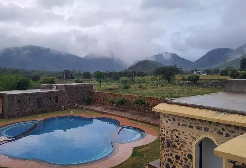 ホテル Sariska Kasba A Village Resort