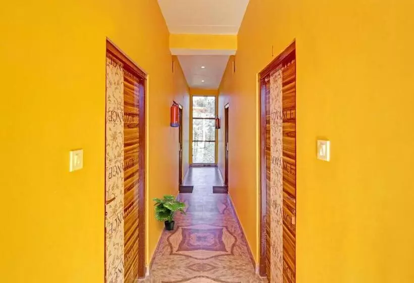ホテル Spot On 80478 Jai Shiv Shakti Guest House