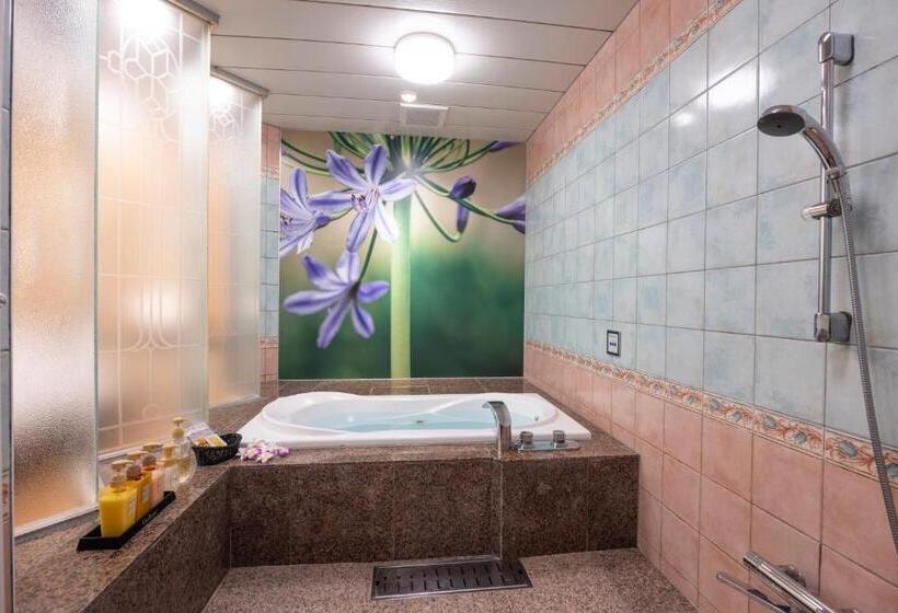 Hôtel Valentine Resort(大人専用）