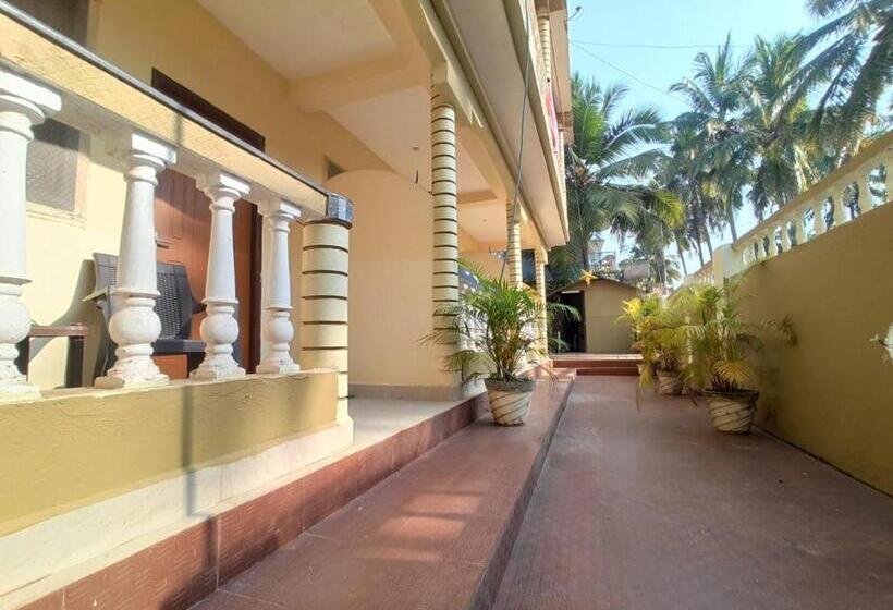 بنسيون Regina Residency Inn