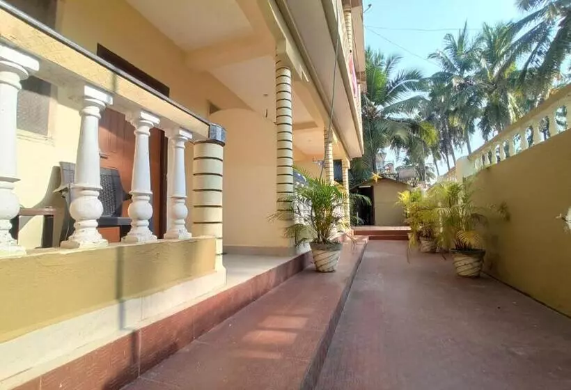 Pension  Regina Residency Inn