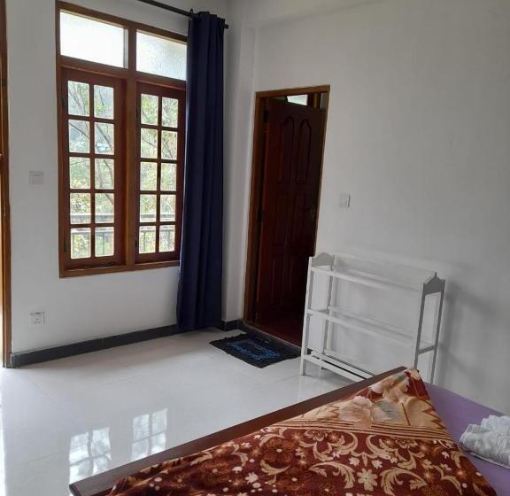 Pension Water Side Guest