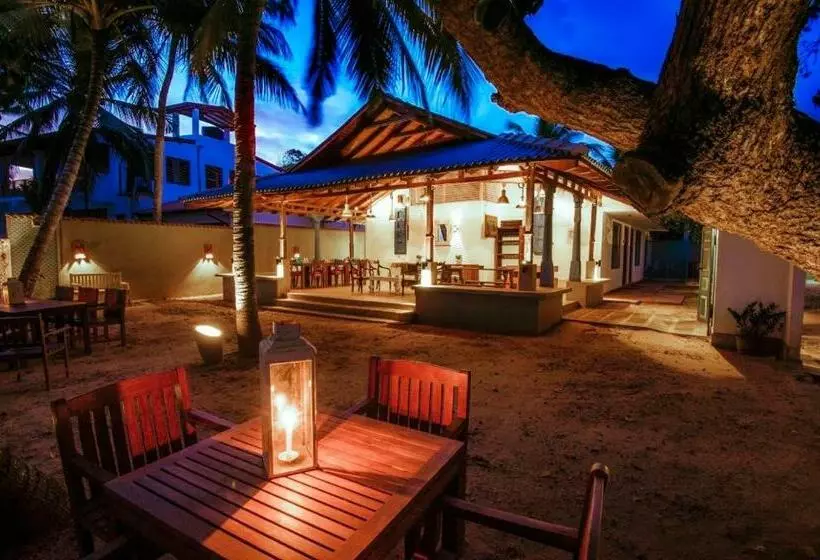 Lomakeskus Ocean Gateway Dickwella