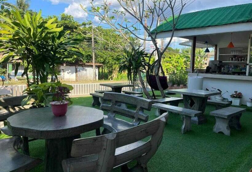 Bed and Breakfast เพชรบูรณ์ แอทโฮม