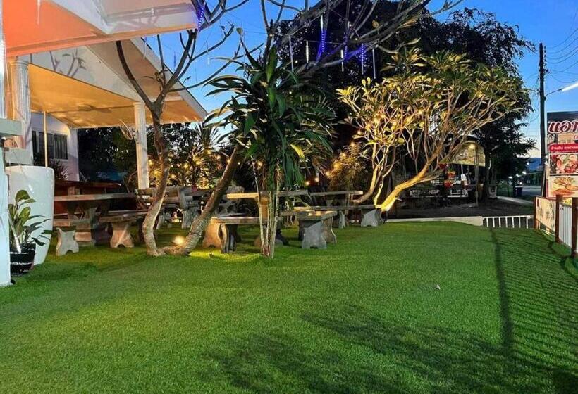 Bed and Breakfast เพชรบูรณ์ แอทโฮม