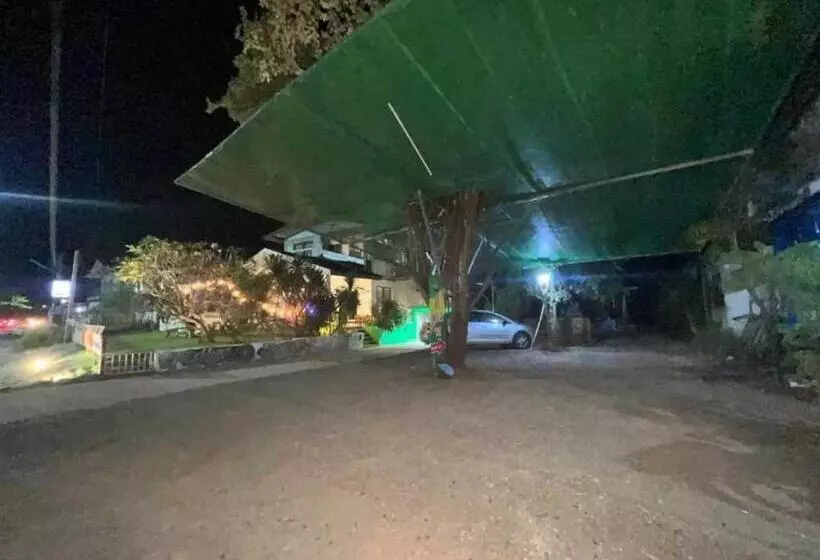 تختخواب و صبحانه เพชรบูรณ์ แอทโฮม