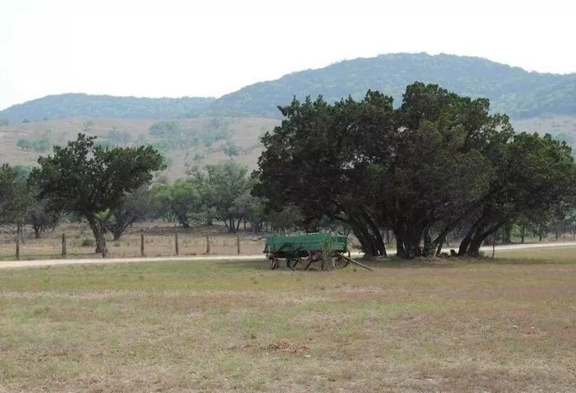 Aamiaismajoitus (B&B) Last Outpost   Sophie S Cottage