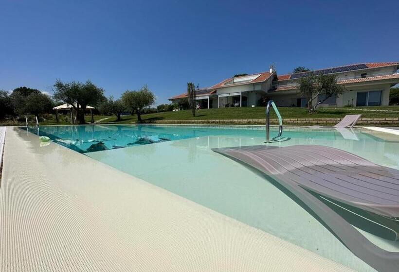 Bed and Breakfast Villa Athena Charme