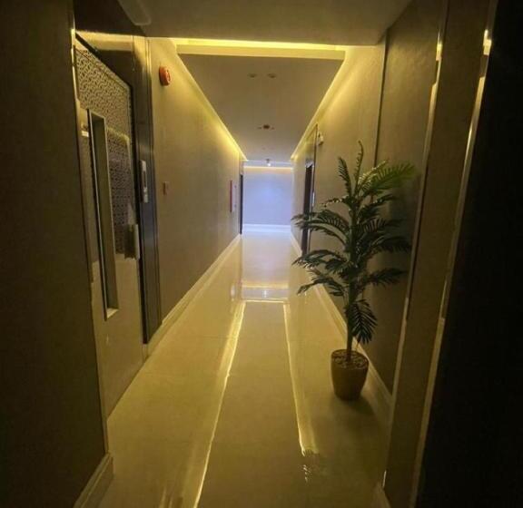 Hôtel قولد تاور