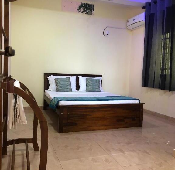 فندق Amani Lake Resort