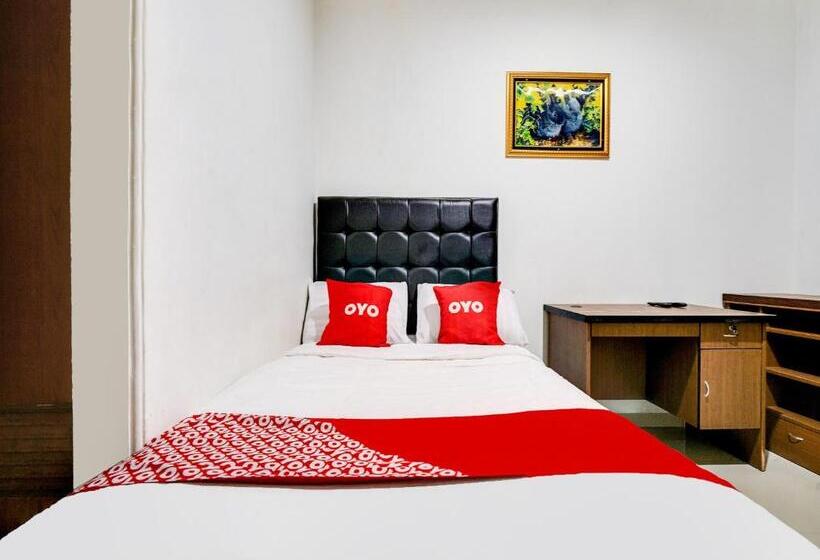 בית מלון כפרי Oyo 91994 Sawerigading Jatinangor Syariah