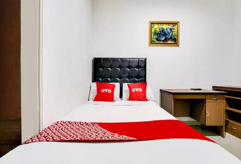 Hotelli Oyo 91994 Sawerigading Jatinangor Syariah